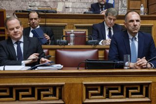 exetastiki tempi - gerapetritis k a karamanlis